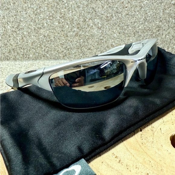 Oakley Half Jacket 2.0 Silver Slate Sunglasses - Picture 1 of 5